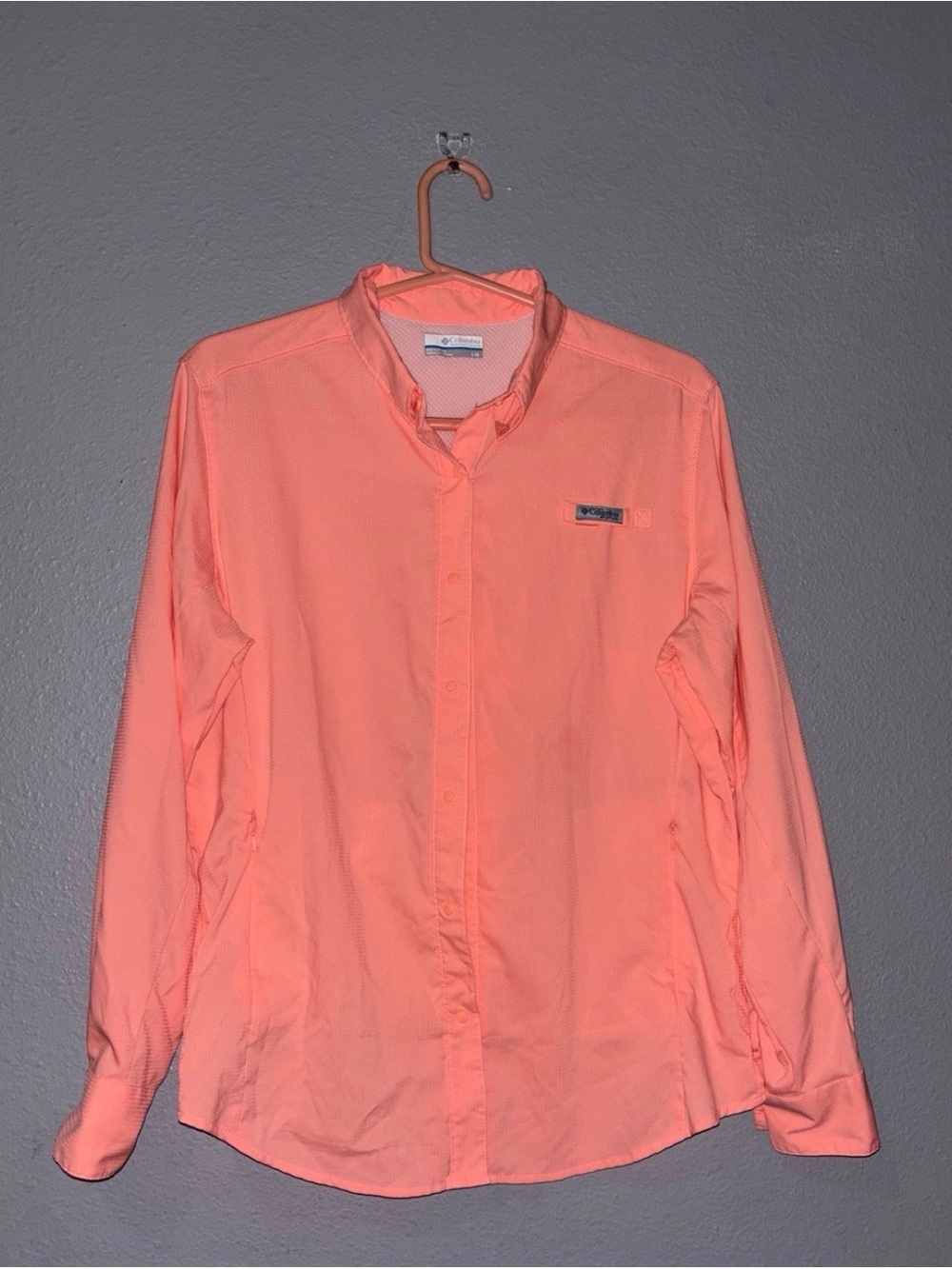 Columbia Women's Long Sleeve Button Down Shirt